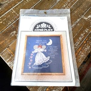 Guardian Angel Cross Stitch Kit Astor Place NIP Moon Hearts #42